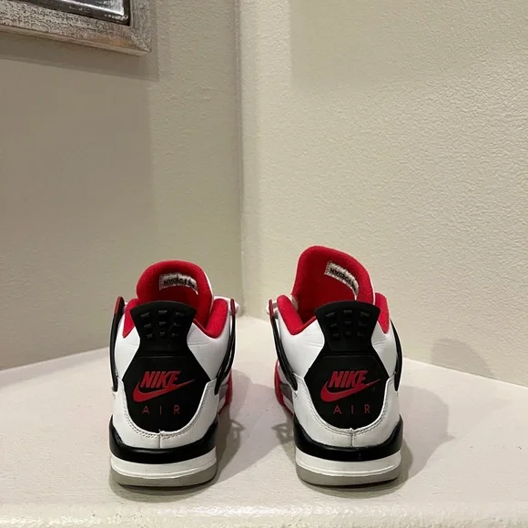 Jordan Retro Fire Red (2020) (GS)